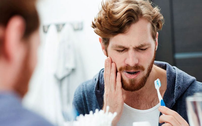 Problemas com dor de dente? Veja as causas e  problemas solucionados pelo tratamento endodôntico